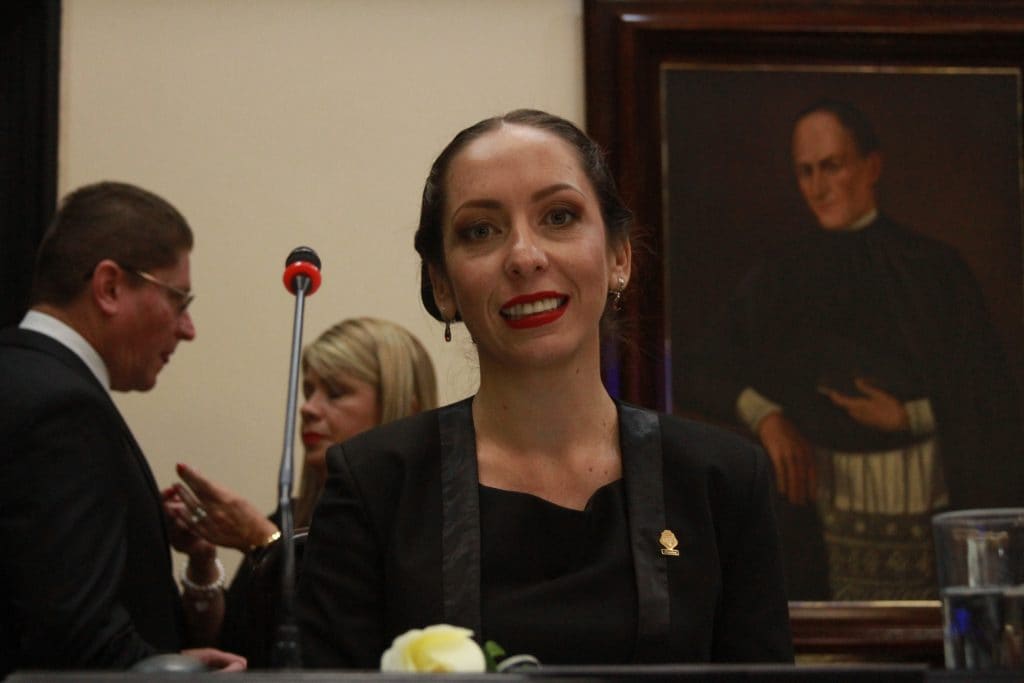 Imagen principal del artículo: Paridad de género y parlamento abierto: las prioridades de Carolina Hidalgo