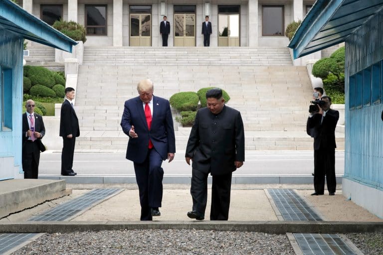 Trump le da dos respiros al mundo; Maduro denuncia otro intento de asesinato en su contra
