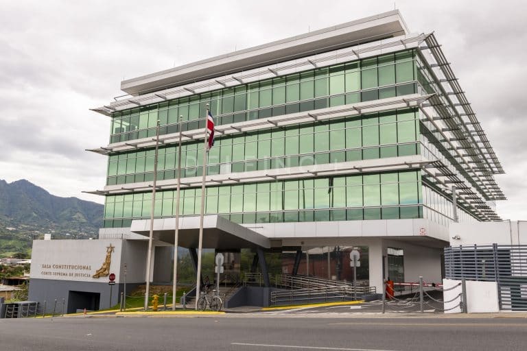 Sala IV: Vicio de procedimiento en proyecto de jornadas 4x3 es "insubsanable"