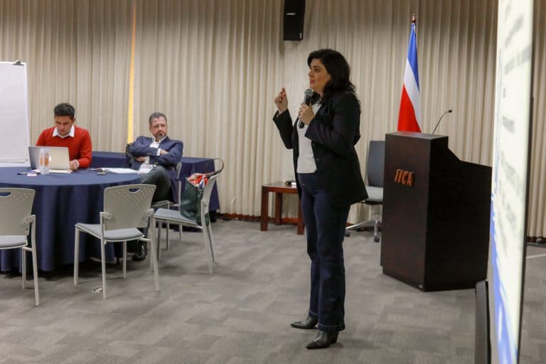 Gobierno presenta nuevos lineamientos para las evaluaciones del desempeño del sector público