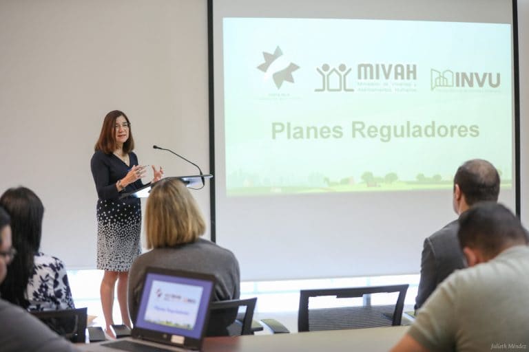 Mitad de los cantones del país no tienen plan regulador
