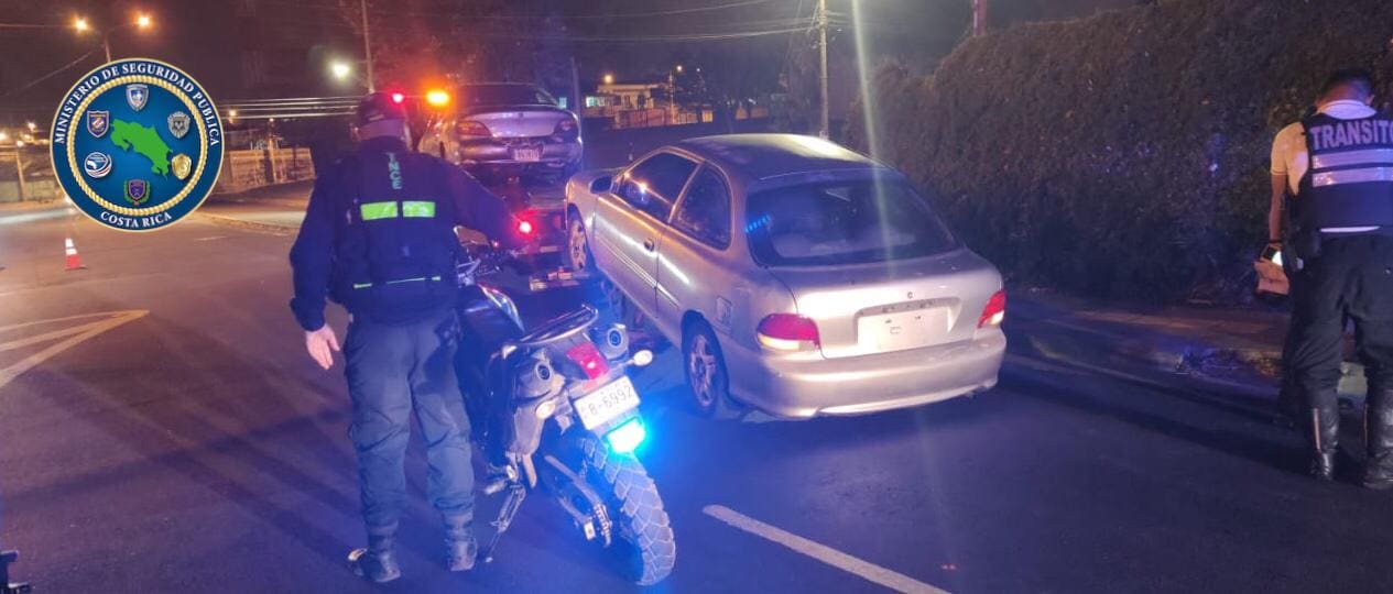 Imagen principal del artículo: Gobierno amplía restricción vehicular hasta el 15 de octubre y permite a hoteles operar al 100% de su capacidad