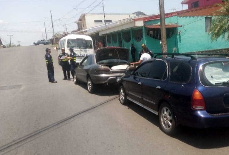 ₡60,6 millones más en multas durante el lunes por violar restricción vehicular sanitaria