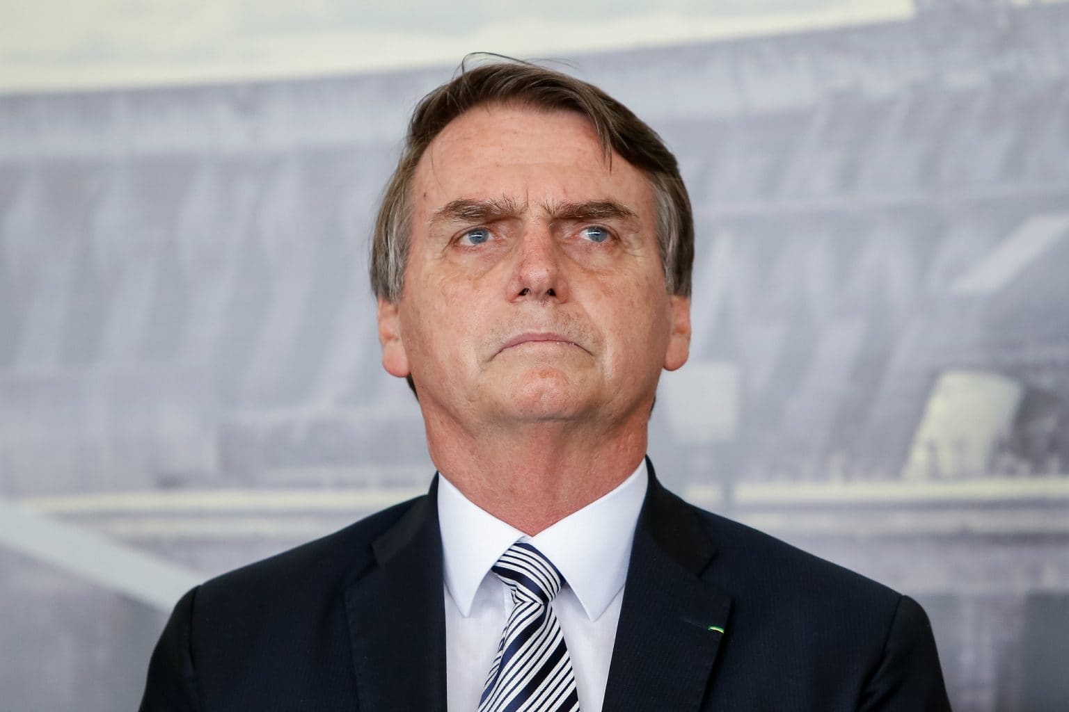 Imagen principal del artículo: Bolsonaro no reconoce abiertamente su derrota frente a Lula aunque dice que cumplirá con la Constitución