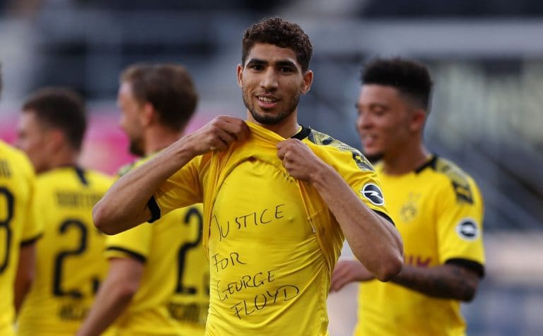 FIFA sale en defensa de los jugadores que quieran manifestarse contra el racismo