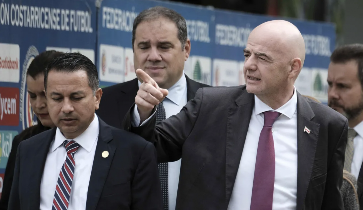 Imagen principal del artículo: FIFA aprobó reglamento para transferir $1.500 millones a los 211 países miembro