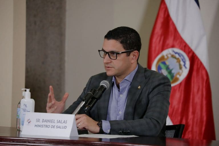 Gobierno anuncia medidas martillo, refuerza restricción vehicular y obliga a usar mascarillas en comercios
