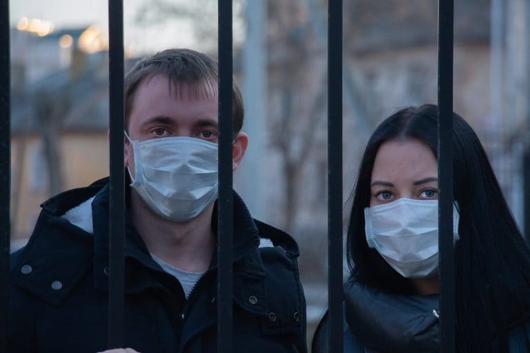 El confinamiento durante la pandemia: dos caras de la misma moneda
