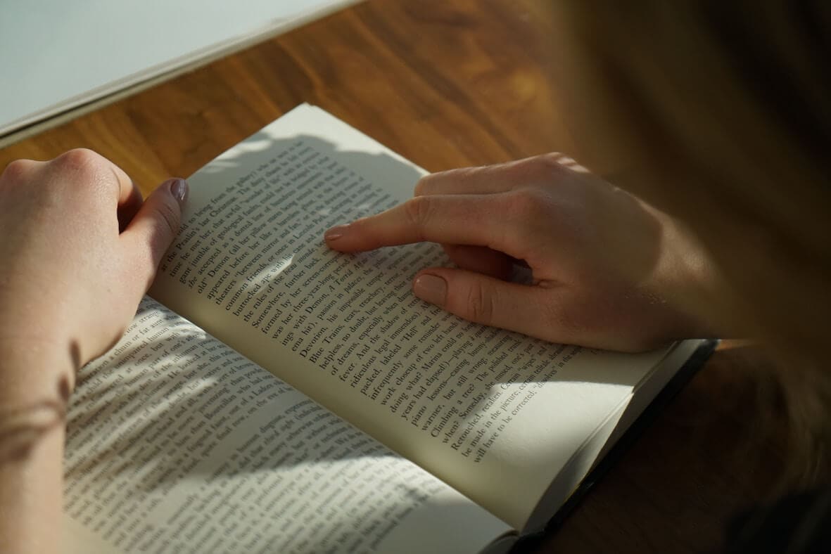 Imagen principal del artículo: 13 novedades de literatura costarricense de cara a las ferias del libro