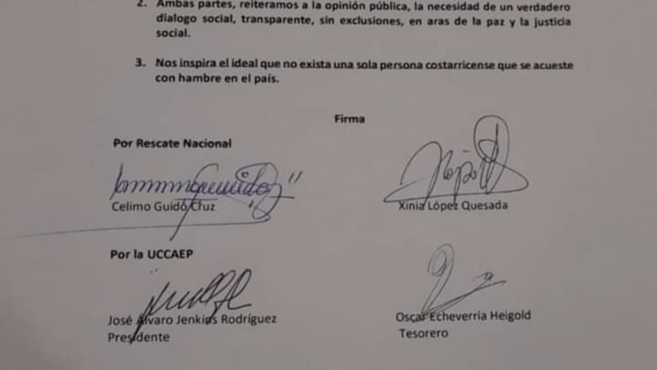 Imagen principal del artículo: Se dispara la pobreza, se cae la mesa de diálogo y Uccaep...