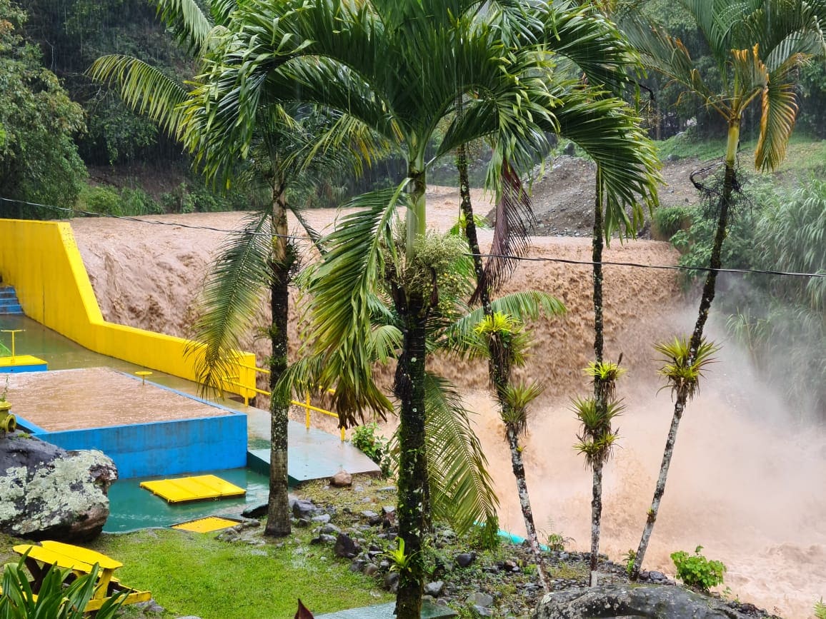 Imagen principal del artículo: Eta deja a más de 100 mil personas afectadas en suministro de agua potable