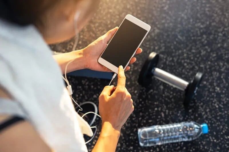 Imagen principal del artículo: Conectividad móvil: nuevas formas y experiencias para vivir el deporte