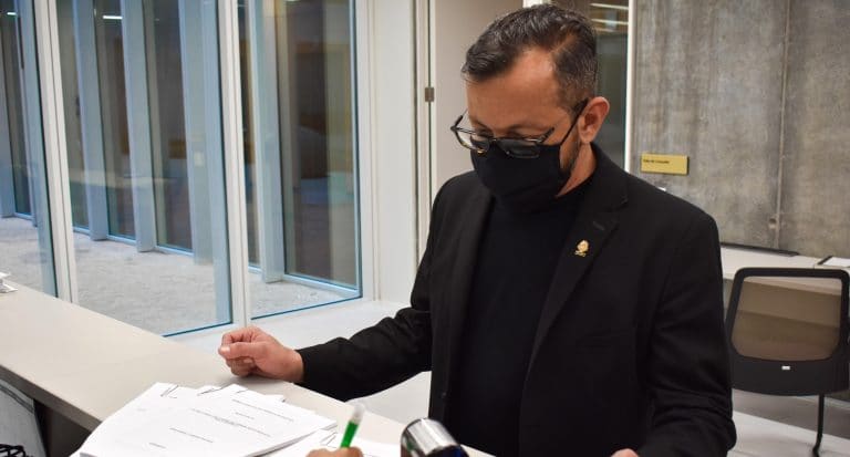 Otra compra cuestionada en la Caja, nuevo proyecto de cannabis y... un desafortunado tuit