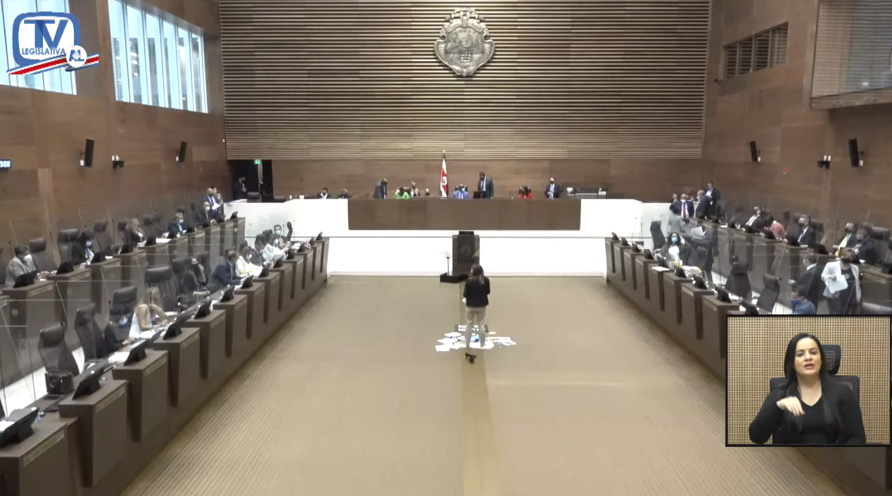 Imagen principal del artículo: Diputados aprueban nuevas sesiones maratónicas para tramitar Ley de Empleo Público