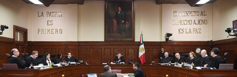 Corte Suprema de México legaliza el uso recreativo de la marihuana