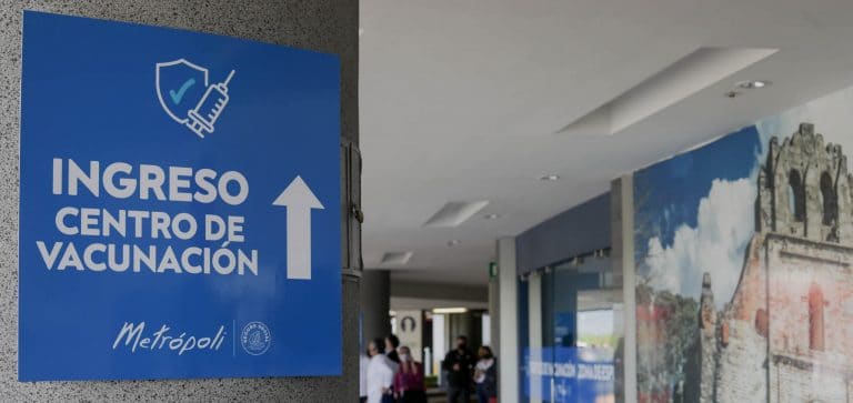 Caja planea vacunar 500 mil personas en 10 días