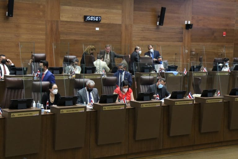 Diputados aprueban liquidación del Fondo de Garantía Notarial y paso a una póliza de responsabilidad civil