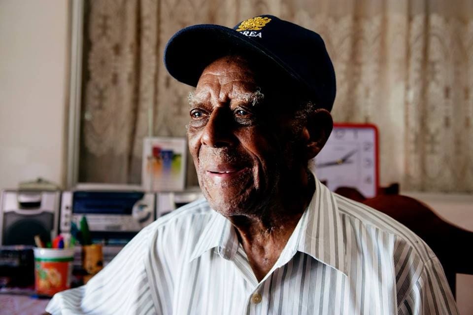 Imagen principal del artículo: UNA concede máxima distinción honorifica al músico limonense Walter Ferguson