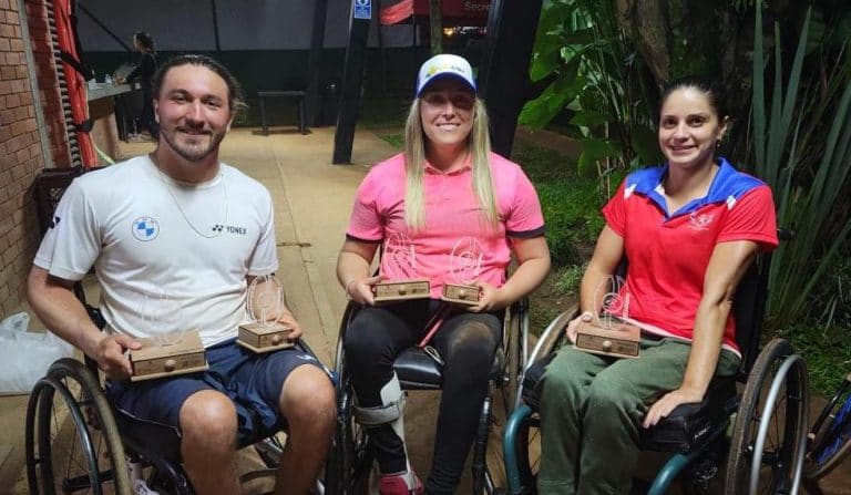 Paratenistas costarricenses ganan cuatro trofeos internacionales en Pereira, Colombia