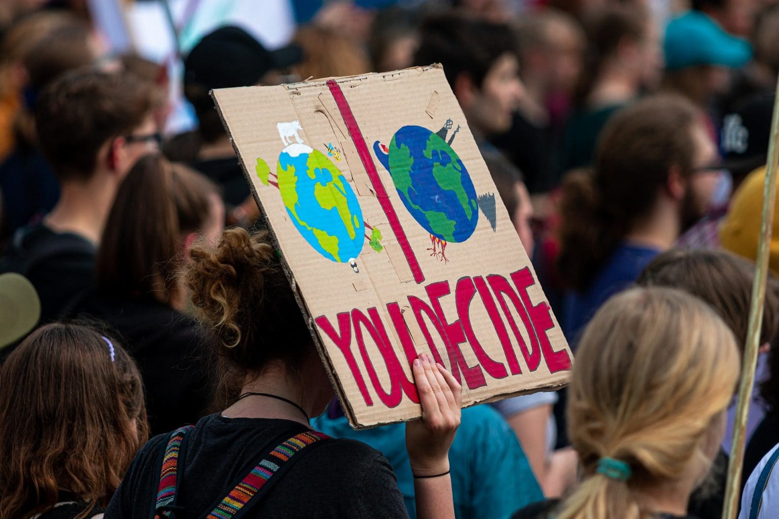 Imagen principal del artículo: ONU advierte que los compromisos climáticos actuales son insuficientes para evitar un "desastre climático"