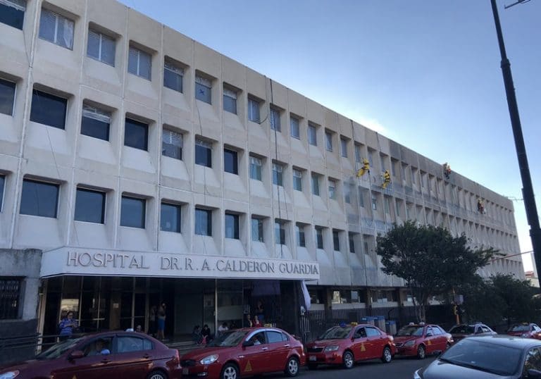 Hospital Calderón Guardia atiende en promedio a 7 mujeres víctimas de violencia al mes