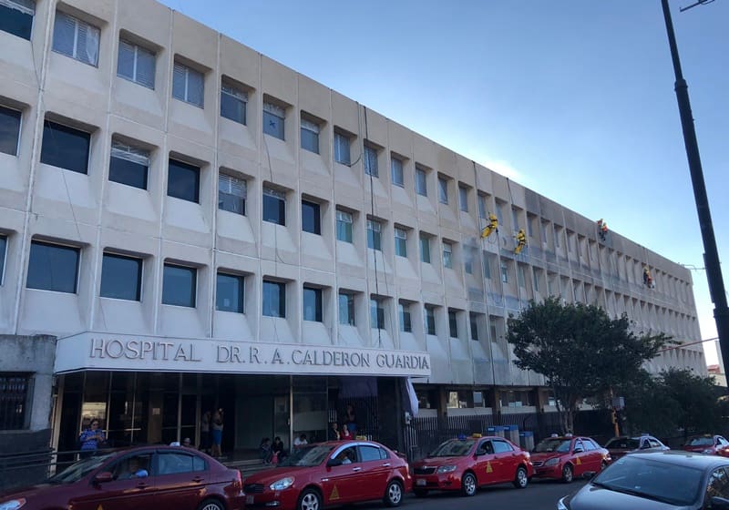 Imagen principal del artículo: Hospital Calderón Guardia atiende en promedio a 7 mujeres víctimas de violencia al mes