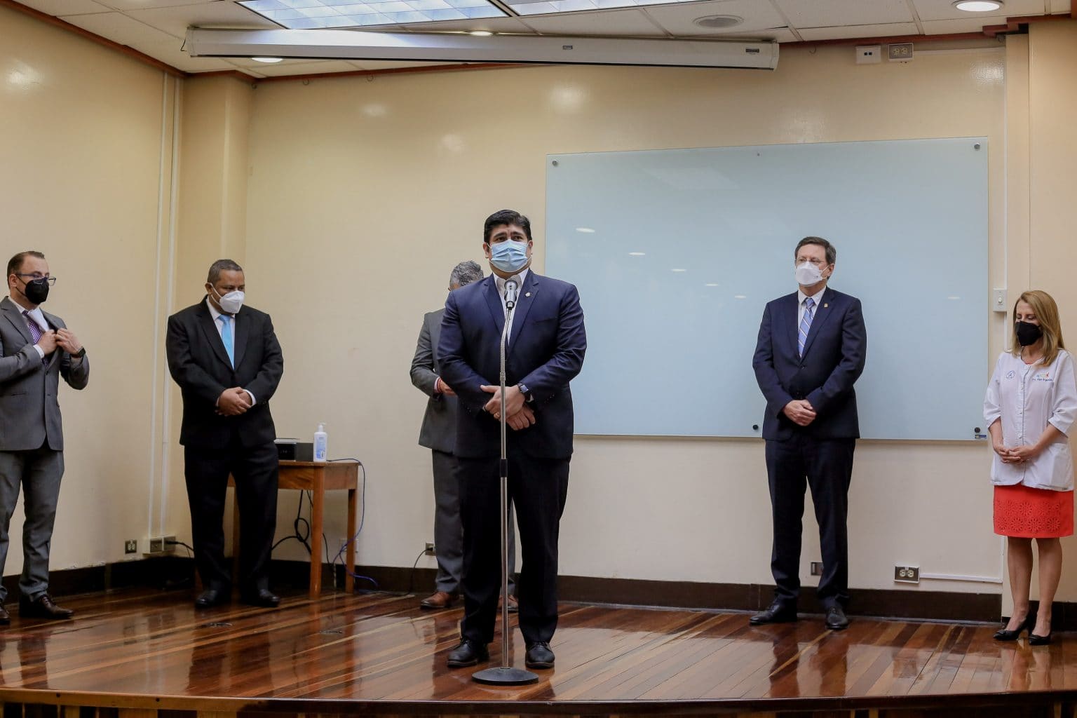 Imagen principal del artículo: Gobierno temeroso frente a cannabis medicinal