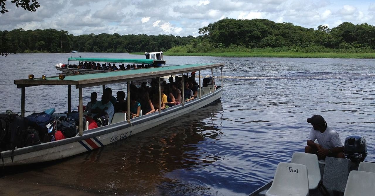 Imagen principal del artículo: Tortuguero: el paraíso olvidado por la falta de visión del Gobierno