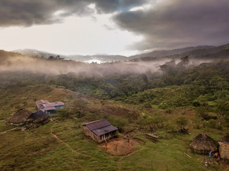 La deuda histórica del Derecho Internacional con los pueblos indígenas, entre el reconocimiento jurídico y la realidad