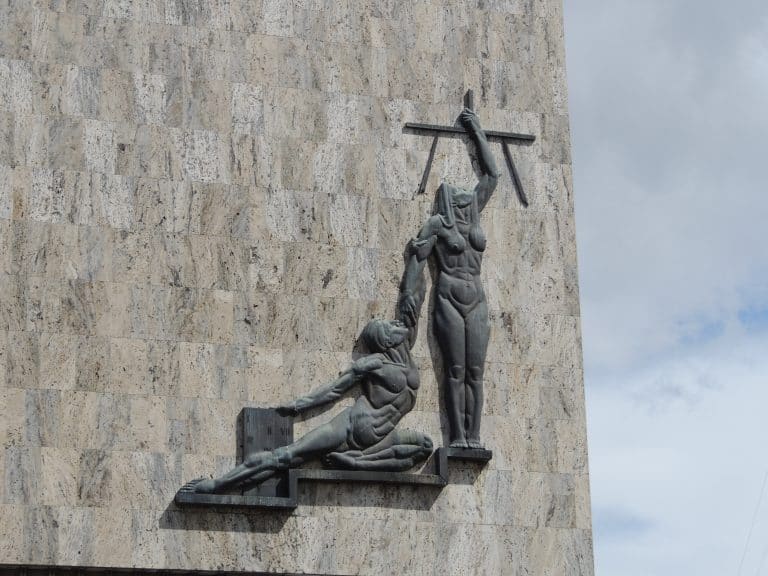Personal del Departamento de Ciencias Forenses del OIJ pide a la Corte mejoras laborales y salariales