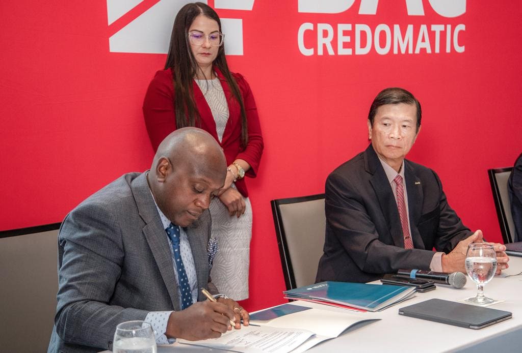 Imagen principal del artículo: Canatur, Fedecaribe y el BAC abren opción de crédito para PYMEs del sector turismo