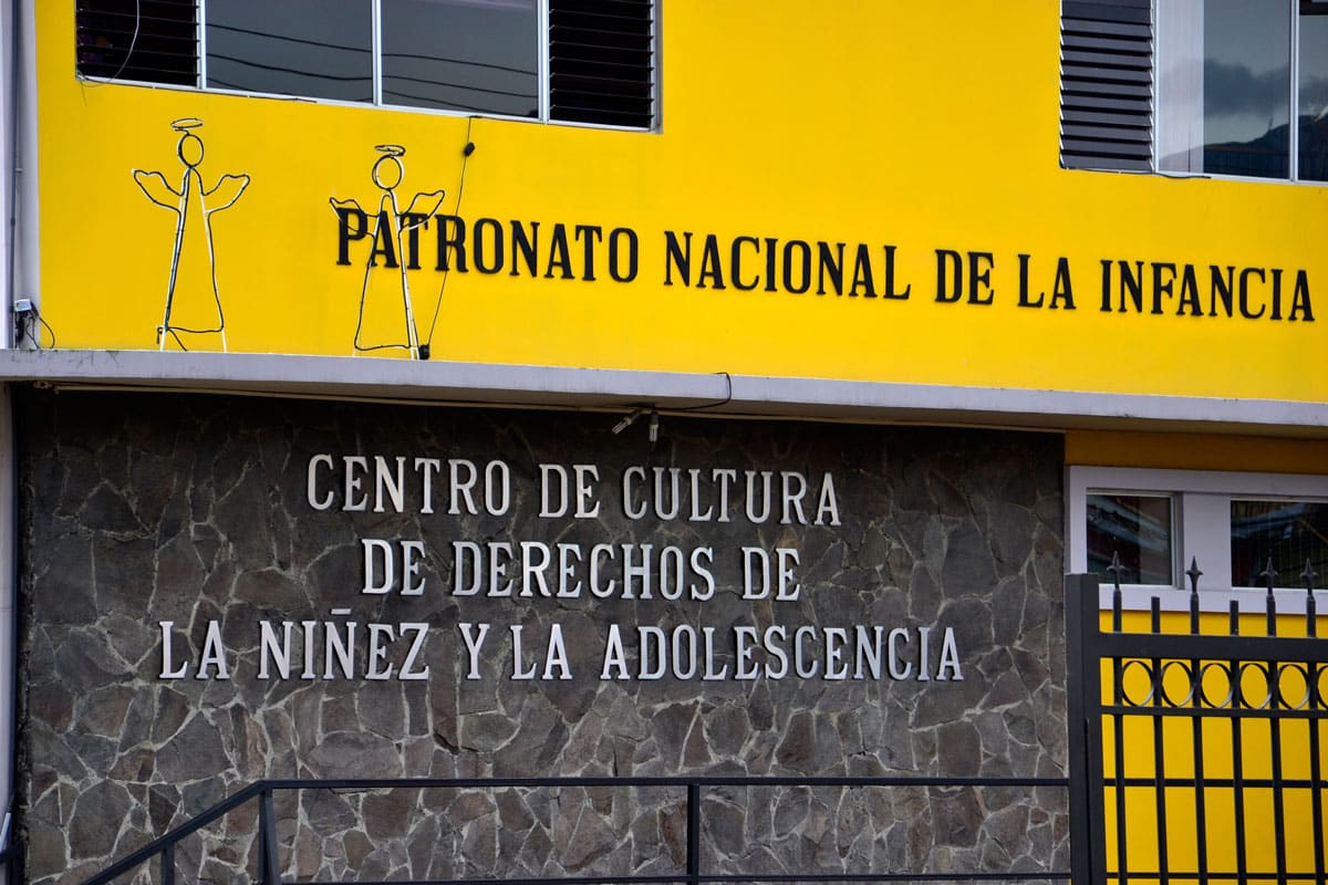 Imagen principal del artículo: PANI suspende a seis funcionarios por investigación de caso de Keibril