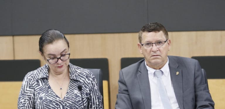 Diputado oficialista propone crear un timbre OIJ para los cobros judiciales