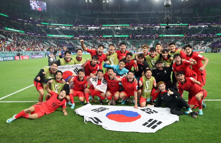 Corea del Sur clasifica a octavos de final por tercera vez en la historia