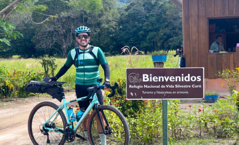 Aventuras con propósito: recorriendo Costa Rica en bicicleta