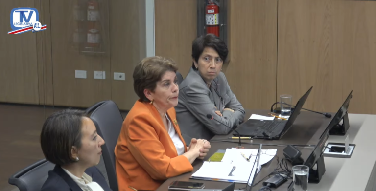 Contraloría: la actual regla fiscal “es insostenible por la incoherencia de los ajustes realizados”