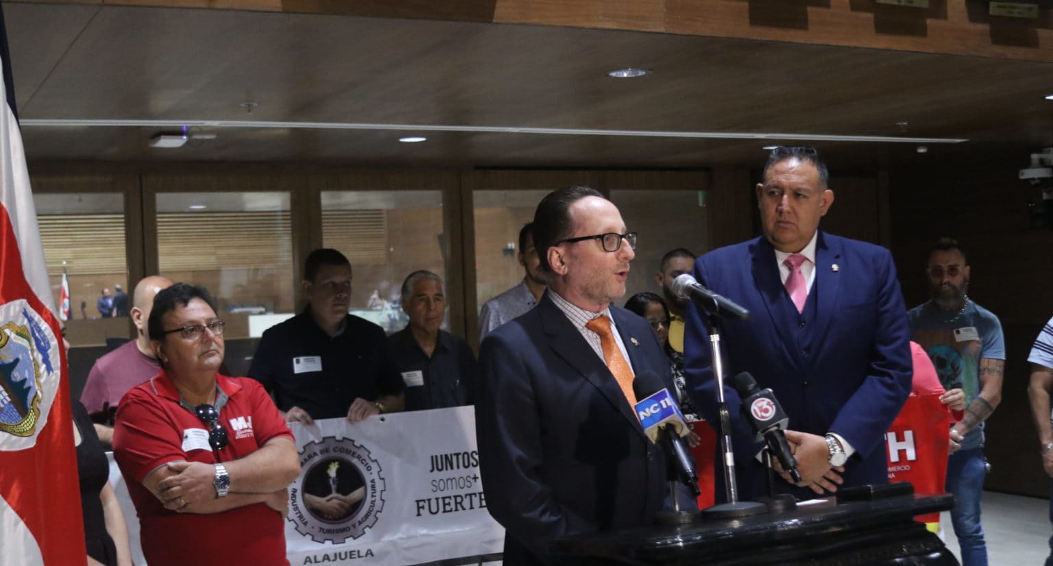 Imagen principal del artículo: ¿Qué hizo el Congreso esta semana? Del 24 al 27 de abril 2023