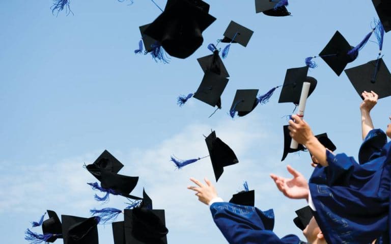 Programa de Liberty ofrecerá primera experiencia laboral a recién graduados de la universidad