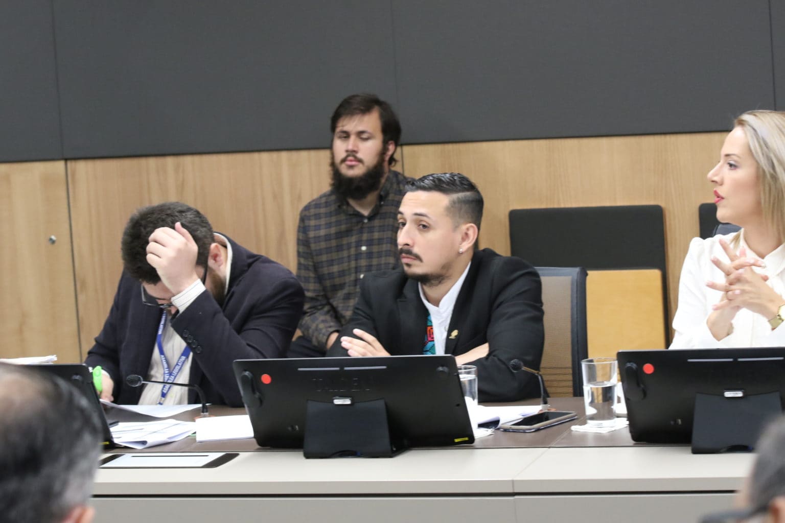 Imagen principal del artículo: Diputado de Frente Amplio presenta proyecto para regular cultivo doméstico de cannabis