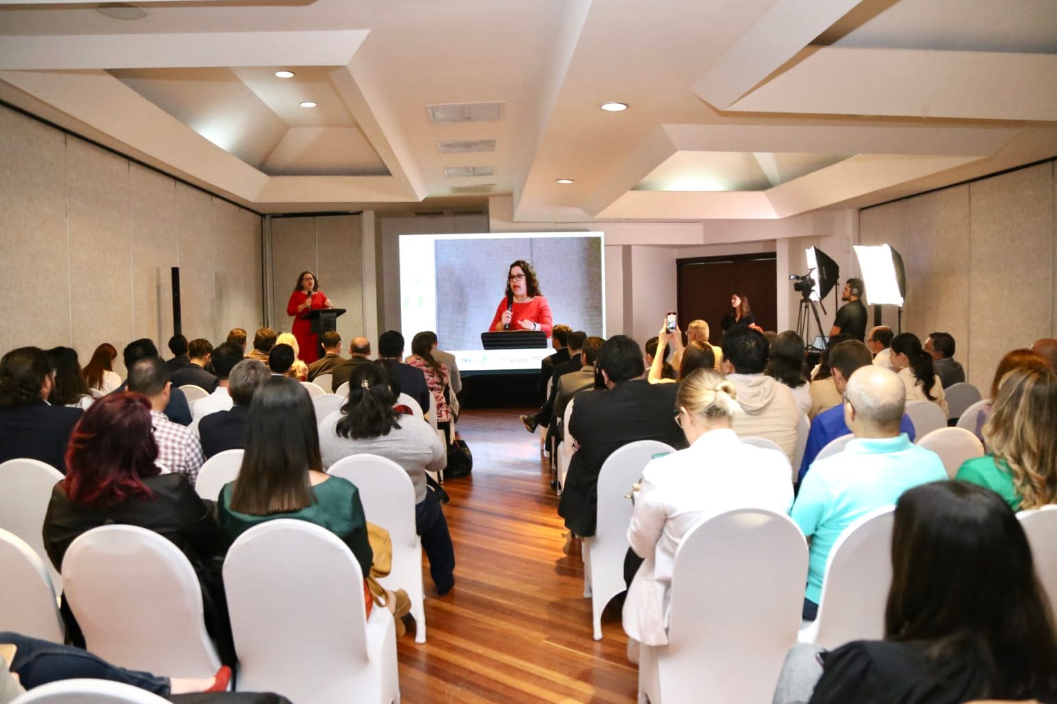Imagen principal del artículo: Gobierno busca impulsar la Economía Circular a través de estrategia nacional