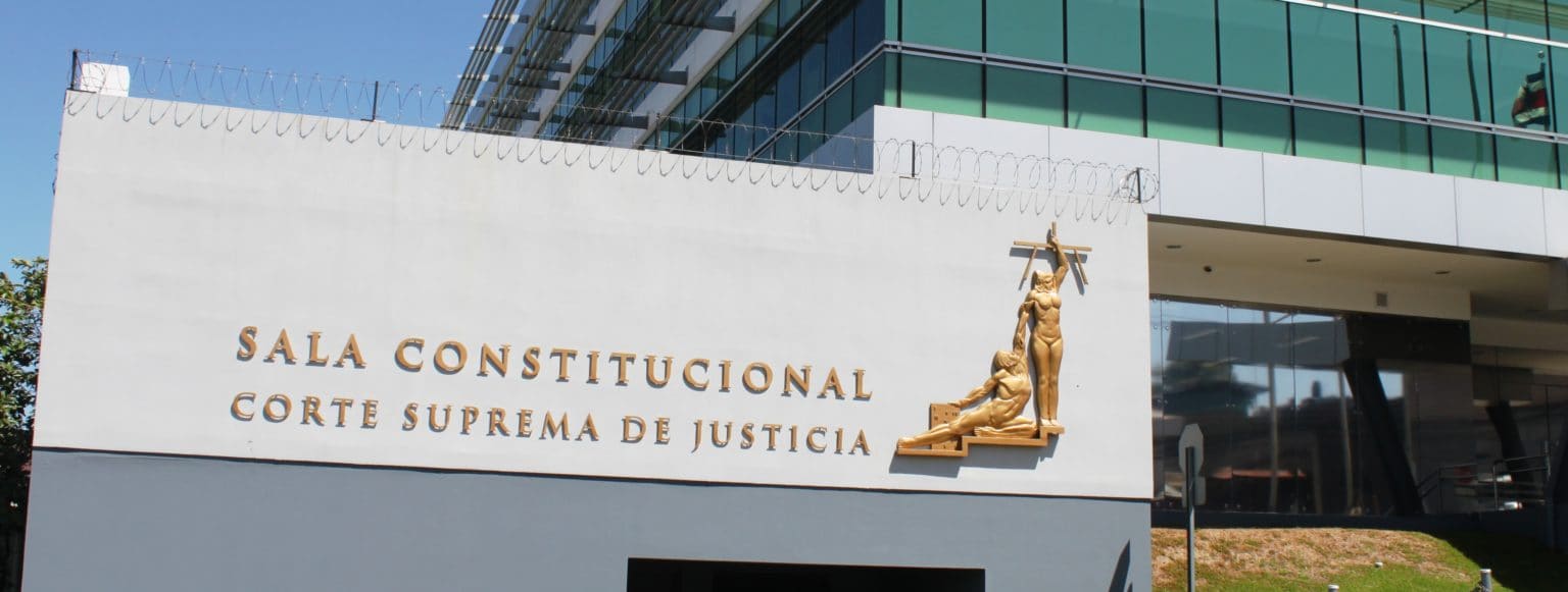 Imagen principal del artículo: El equilibrio y la ponderación de derechos: alcances y límites de la objeción de conciencia