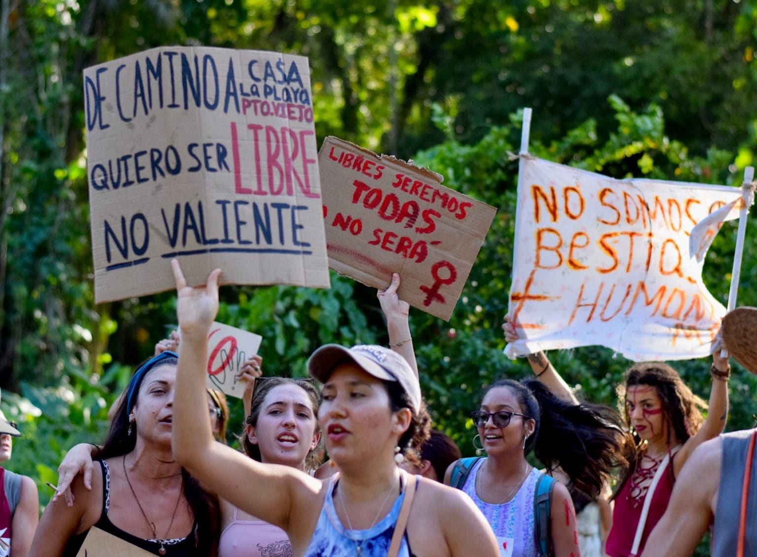 Imagen principal del artículo: ICT pagará construcción de delegaciones policiales en Santa Teresa y en Cahuita