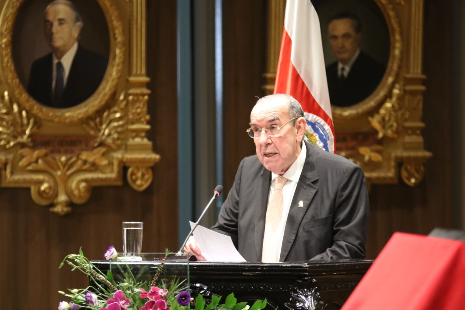 Imagen principal del artículo: Arias compara 4x3 con el TLC, rechaza idea de nuevo proyecto