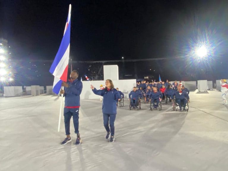 ¡Paratletas de Costa Rica desfilaron con orgullo en la inauguración de los Juegos Parapanamericanos Santiago 2023! 