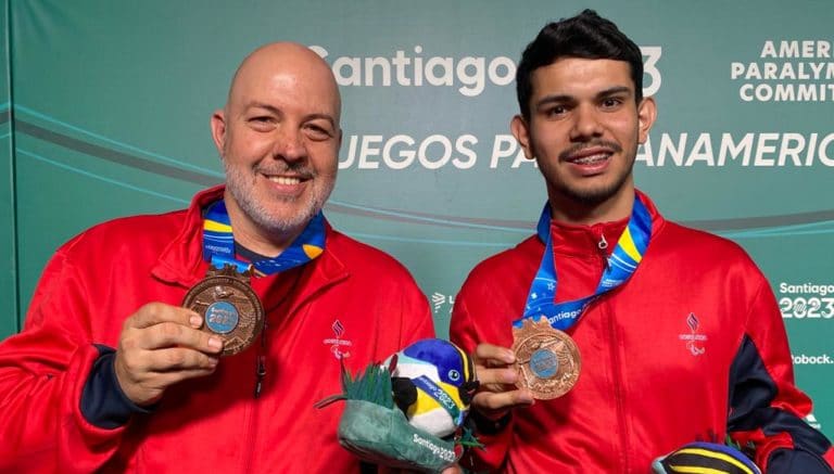 Domingo Argüello y Steven Román ganan bronce en el paratenis de mesa en parejas en Santiago 2023