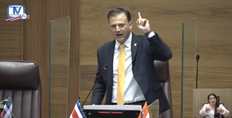 Diputado vivió experiencia de "falso secuestro virtual" durante el fin de semana