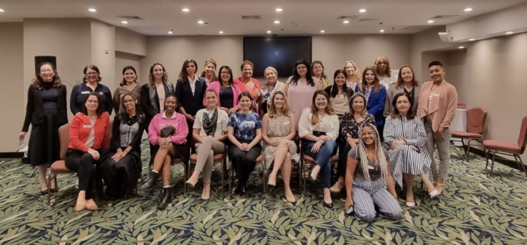 Embajada de Canadá abre convocatoria para que mujeres jóvenes formen parte de su red de liderazgo