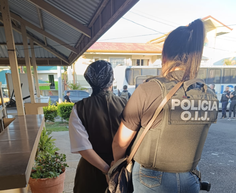 OIJ allana Fundación Manos Abiertas por acusación de trata de personas, tortura y malversación de fondos