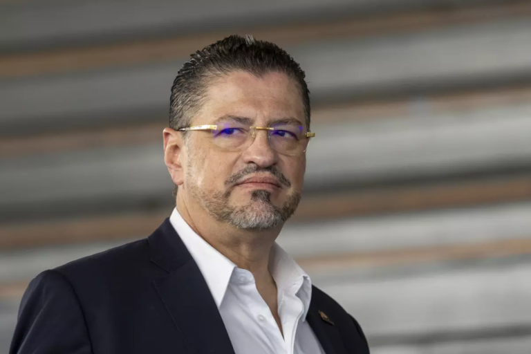 Chaves veta ley que permite allanamientos judiciales las 24 horas: "Uno no le da alas a animales ponzoñosos"