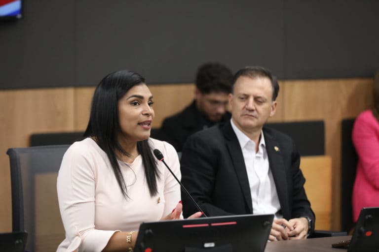 Diputada del PLP propone proyecto para “fortalecer la neutralidad tecnológica”